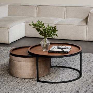 GIMOALDO סט שולחנות בגוון אגוז בשילוב ריפוד